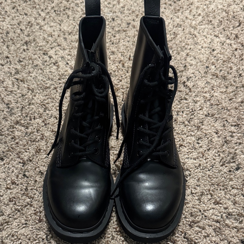 Black Lace-Up Boots